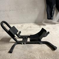 Cavalletto blocca ruota anteriore per moto