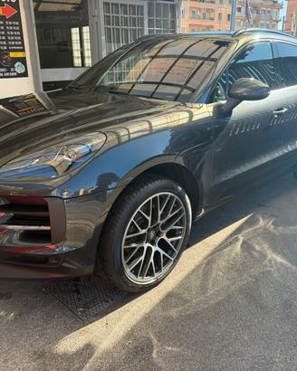 Porsche Macan 2.0