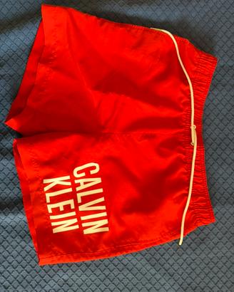 Costume Calvin klein
