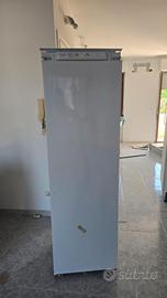 congelatore hotpoint  A+ con mobile