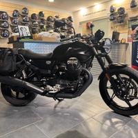 Moto Guzzi V7 - 2021