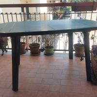 Tavolo da esterno
