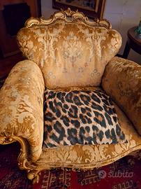 2 poltroncine e divano