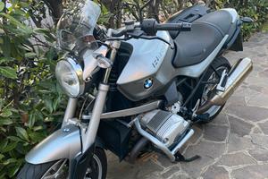 BMW R1200R