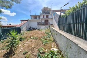 VILLA A SCHIERA A CASSANO DELLE MURGE