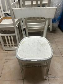 Sedie in legno restaurate