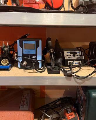 Attrezzatura elettronica…