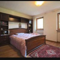 Camera matrimoniale completa in legno massello