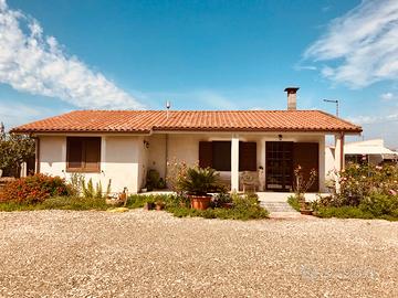 Casa in campagna con dependance arredati