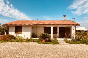 Casa in campagna con dependance arredati