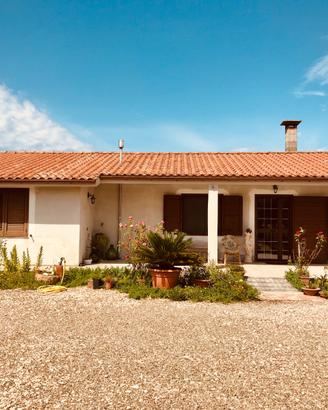Casa in campagna con dependance arredati