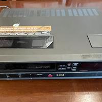 Videoregistratore Sharp VHS