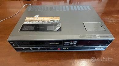 Videoregistratore Sharp VHS