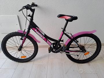 Dino Bikes Aurelia nera e rosa 20 pollici