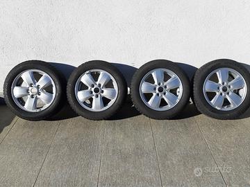 Cerchi in lega con gomme invernali Mini One