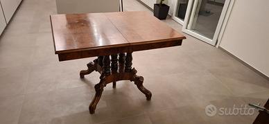 Tavolo antico del 600 allungabile