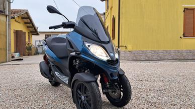 Scooter MP3 Piaggio anno ottobre 2024