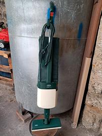 Folletto aspirapolvere 