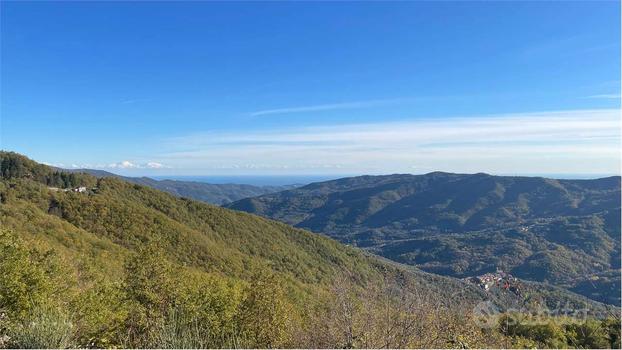 Rustico in posizione panoramica con vista mare