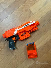 Pistola Nerf originale con caricatore