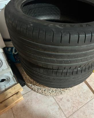 Gomme auto