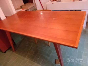 tavolo in legno modernariato 