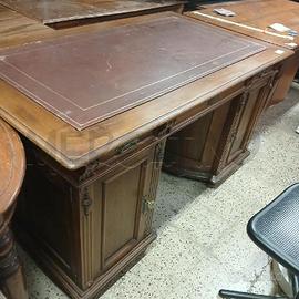 SCRIVANIA GRANDE PIANO PELLE BORDEAUX