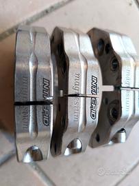 porta cuscinetti in magnesio x kart intrepid 