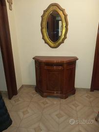 Mobile antico da ingresso con specchio