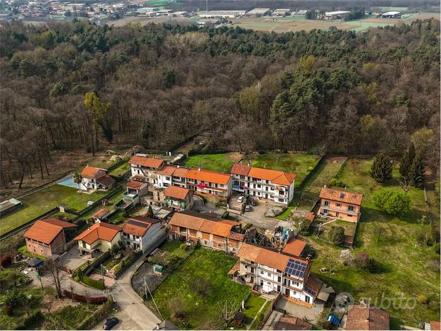 Rustico in zona tranquilla a Varallo Pombia