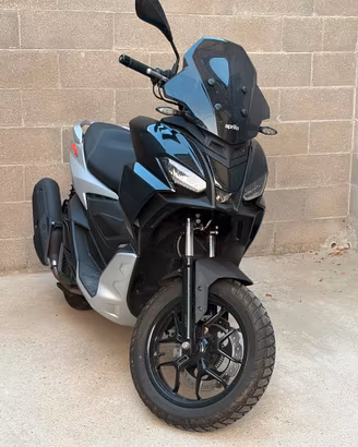 Aprilia SR GT 200