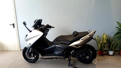 Yamaha T Max 530