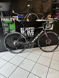 Focus Cayo Disc Carbon Ultegra 11V Disc – Tg 54