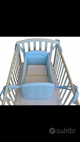 Riduttore culla lettino azzurro neonato materasso