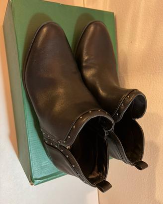Stivaletto Bata nero donna n. 37