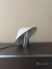 Lampada da tavolo Pulcino di Sergio Mazza