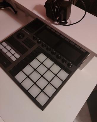 maschine plus native instrument de musique 380€
