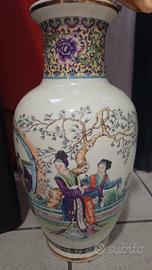 Vaso in porcellana stile orientale 