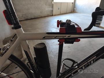 scott cr1 full carbon bici da corsa