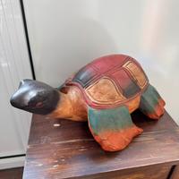 Statua tartaruga in legno