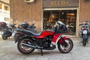 Kawasaki GPZ 750