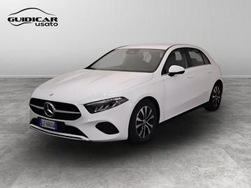 Mercedes Classe A - W177 2023 - A 180 d Advanced a