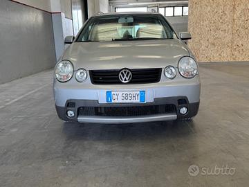 Volkswagen Polo fun 1.4/75CV 16V 5p. Sportline