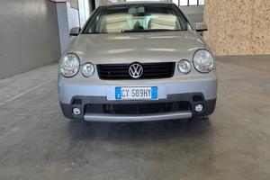 Volkswagen Polo fun 1.4/75CV 16V 5p. Sportline