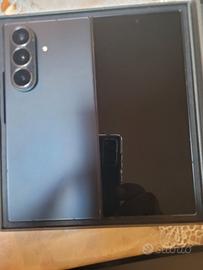 Samsung GALAXY  z fold 7 256 gb-pari al nuovo  