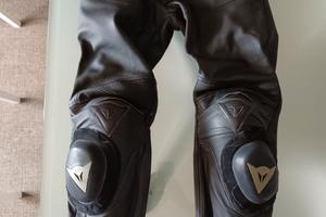 pantaloni pelle dainese