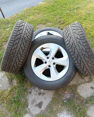 Cerchi gomme Nissan