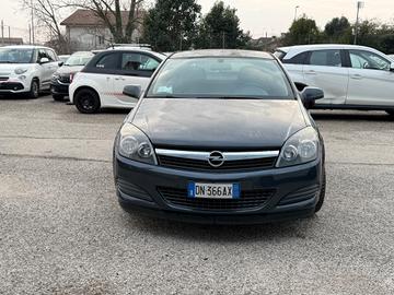 Opel Astra GTC 1.4 16V Twinport 3 porte Enjoy