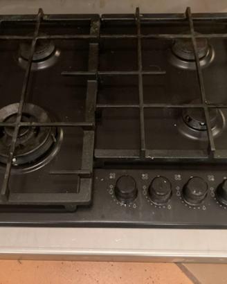 Piano cucina acciaio con fuochi