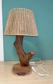 Lampada in legno